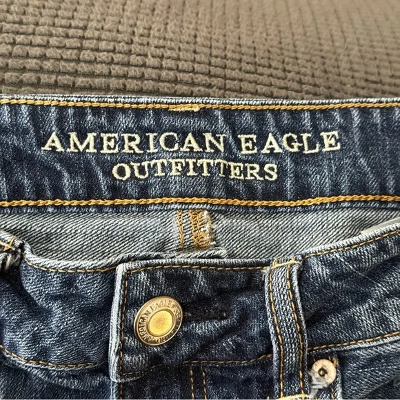 American‎ Eagle Hi-Rise Festival Denim Shorts Lace Distressed Size 6 - Picture 5 of 7